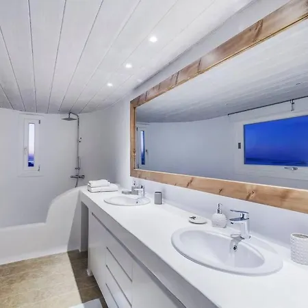 Sagini Agios Lazaros * Psarou (Mykonos)