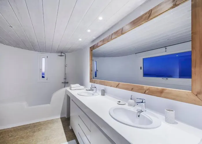 Sagini Agios Lazaros * Psarou (Mykonos)